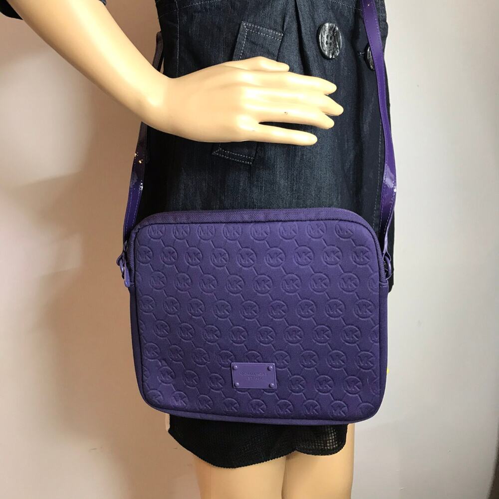 Michael Kors Dark Purple Scuba Tote Bag Over Logo - Picture 6 of 8